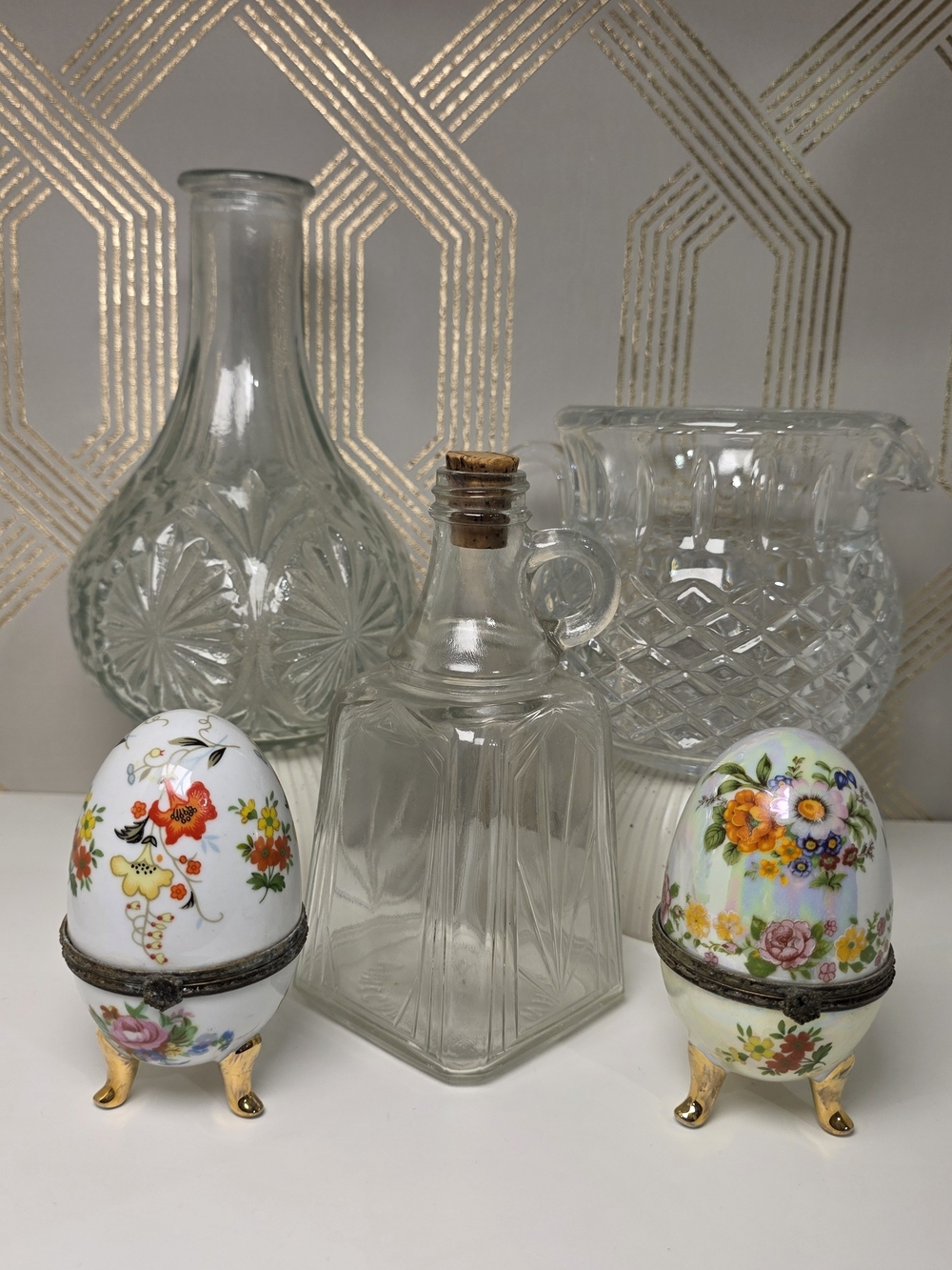 Vintage Estate Glassware 5pc Lot FTDPitcher Vase White House Cruet Porcelain Egg
